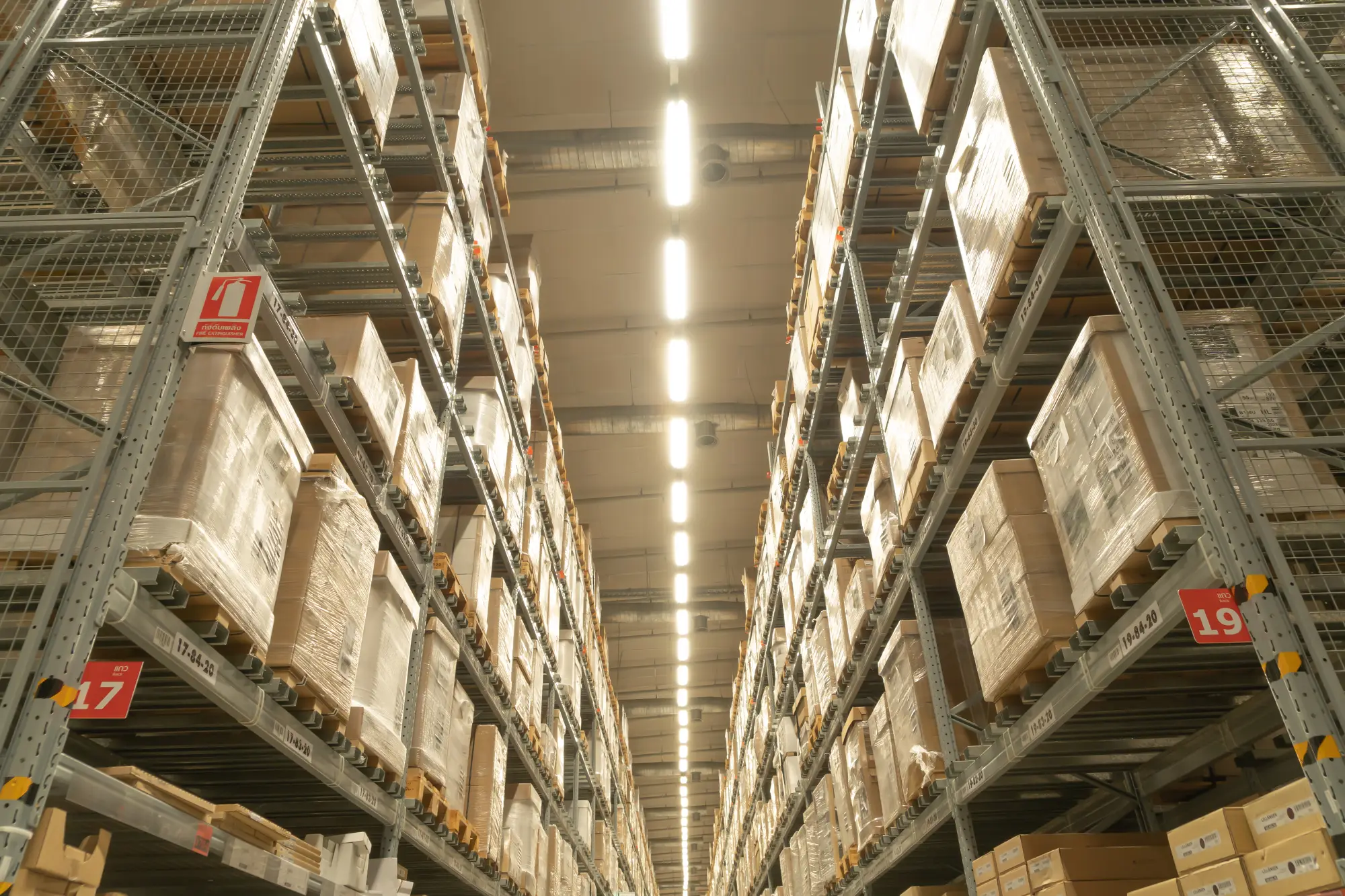 Warehouse storage logistics